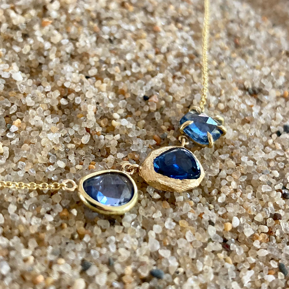 Triple Sapphire Mixed Setting 18K Gold Necklace