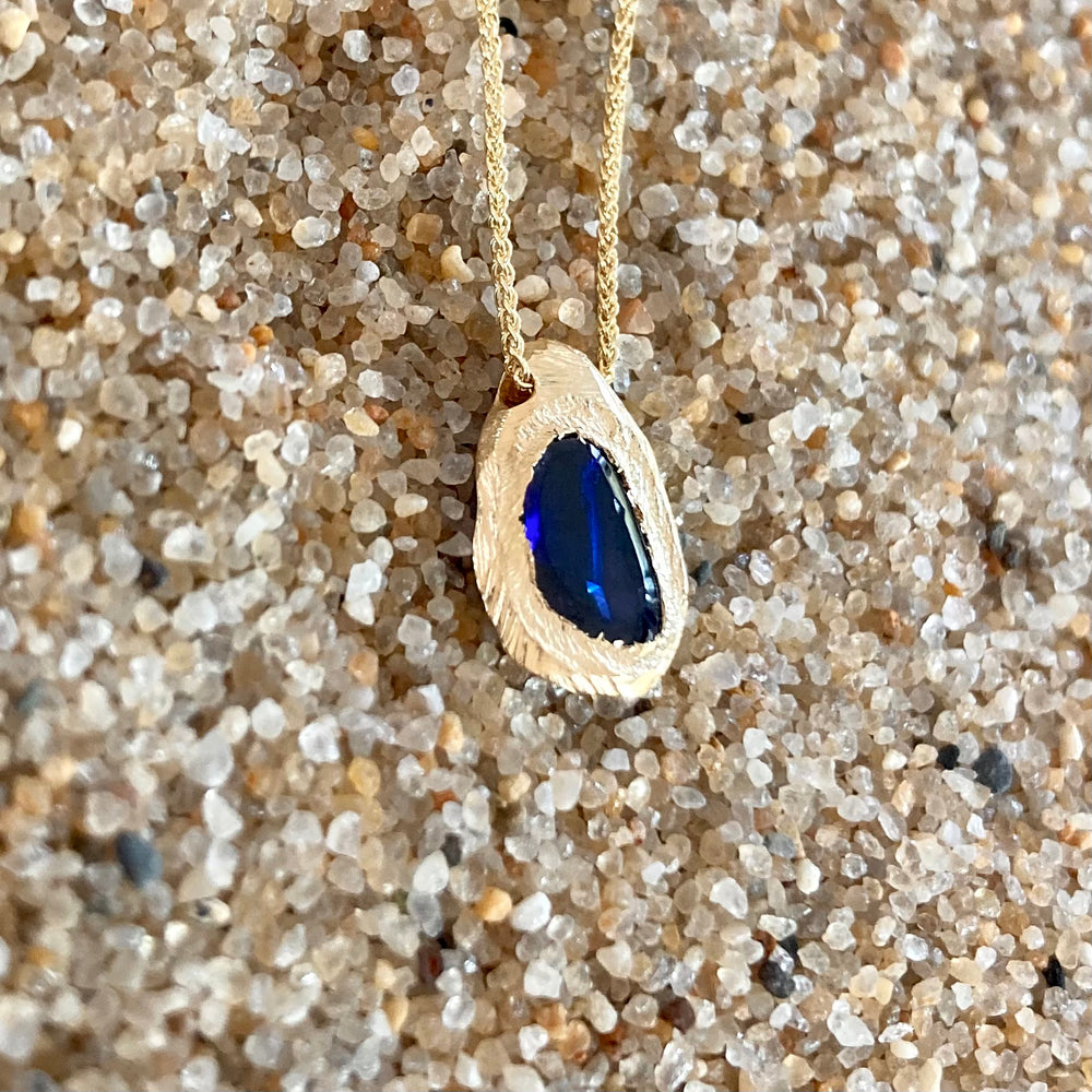 Rose Cut Sapphire 18K Gold Necklace